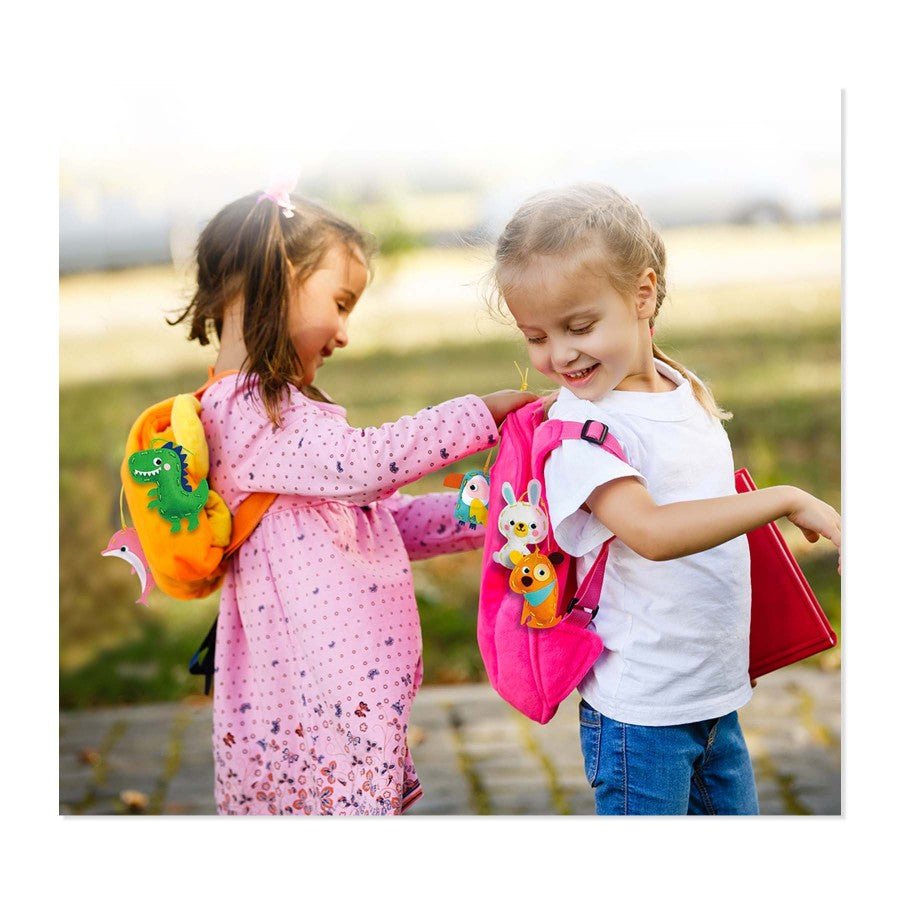 Lacing My First Charm Level 1 - Dino Friends - Image 2